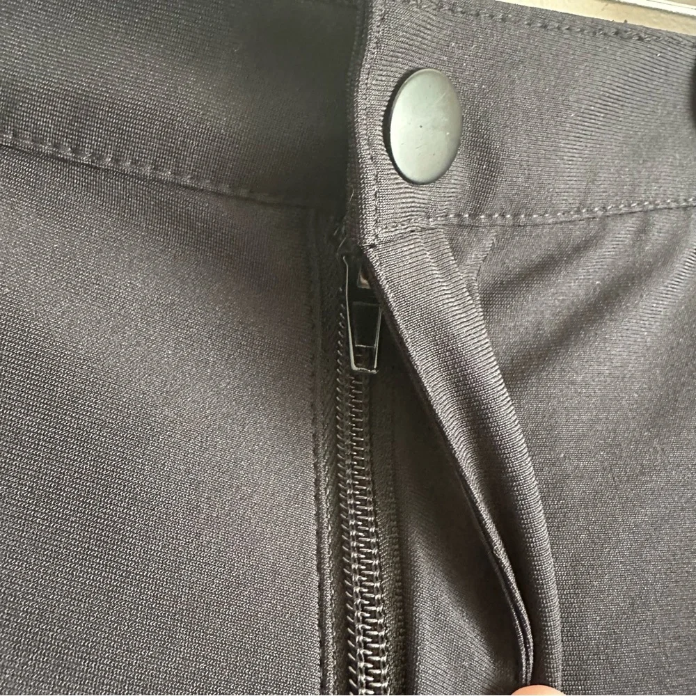 Cuts • Men's AO 5-Pocket Pant in‎ Black Slim-Fit